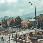 Apartment Latin Bridge